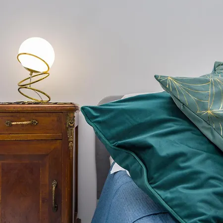 Apartment Metro San Paolo -Air Conditioning-Wifi-Tv55"- 9 Minutes From The Colosseo-3